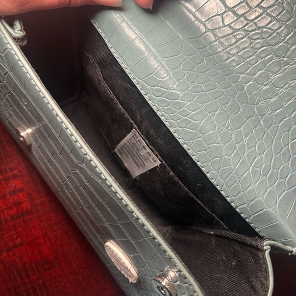 Yin & Yang Purse - Picture 3 of 3